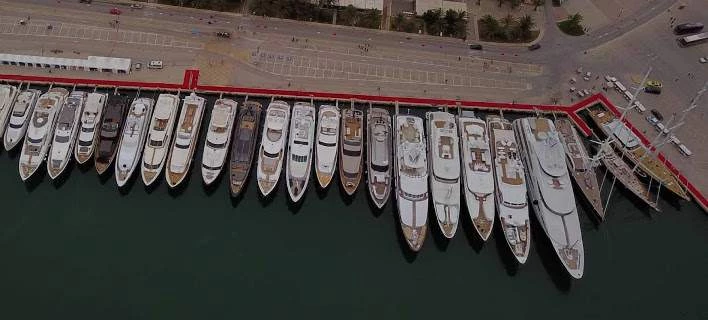 H χλιδή που πλέει στα νερά της Ευρώπης στο Ναύπλιο (βίντεο)